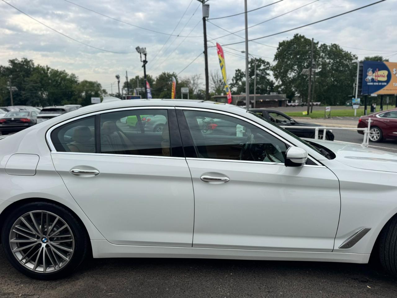 BMW 5 Series 530i xDrive Sedan 2017