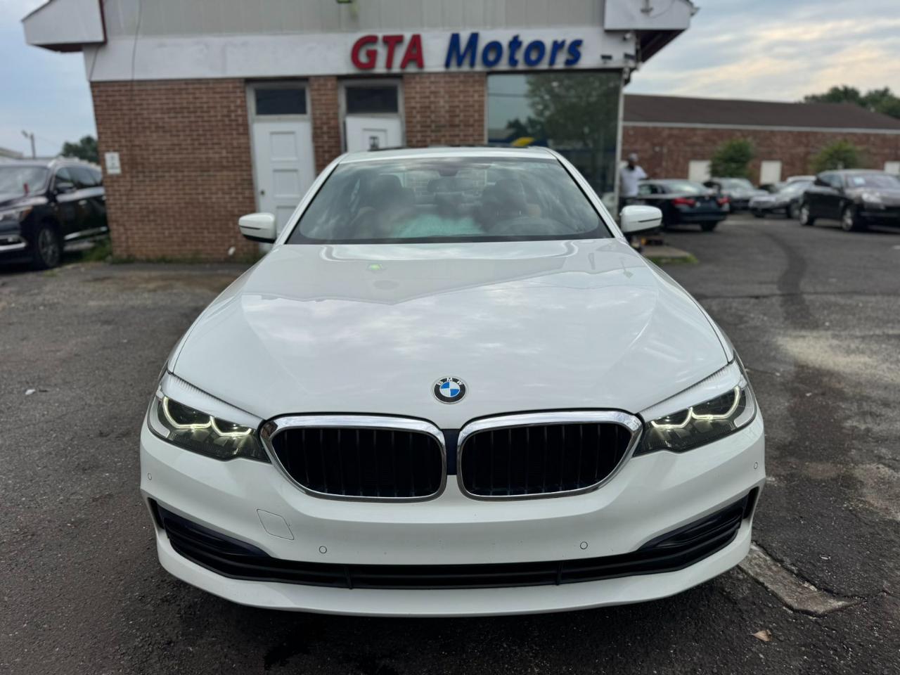 BMW 5 Series 530i xDrive Sedan 2017