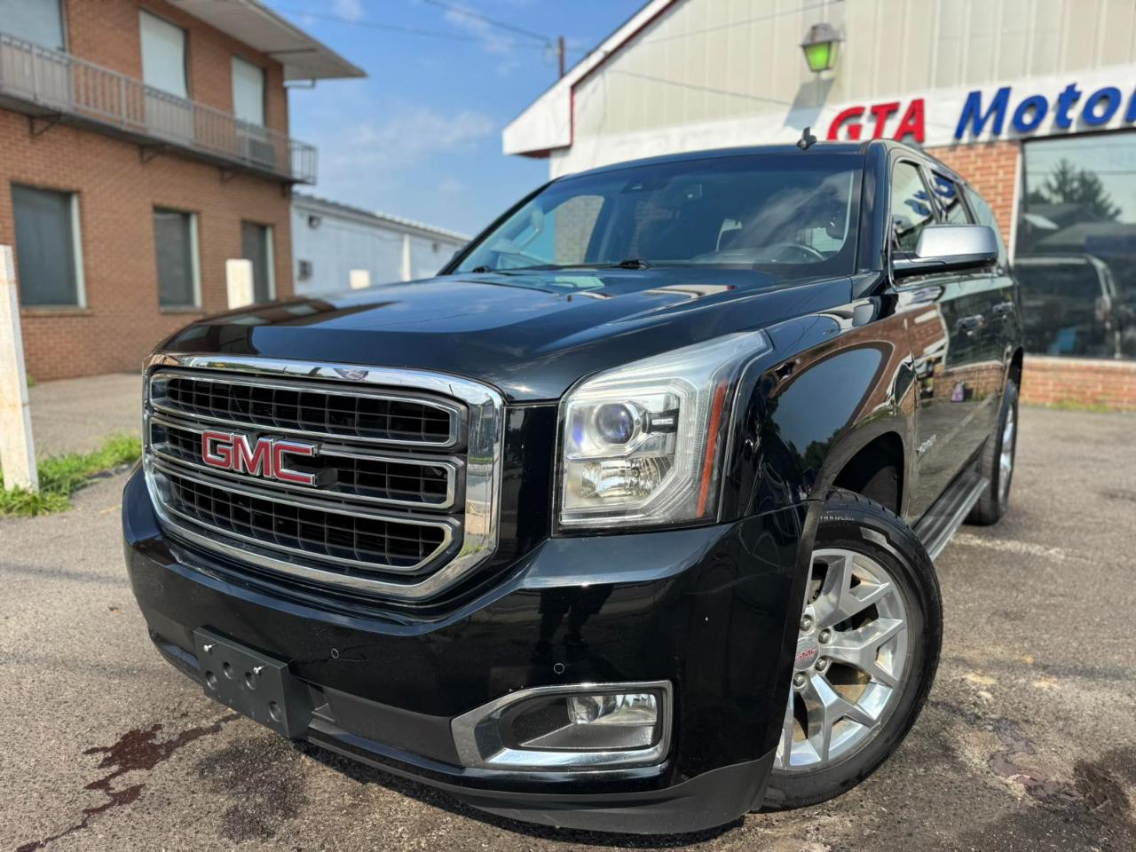GMC Yukon 4WD 4dr SLT 2015
