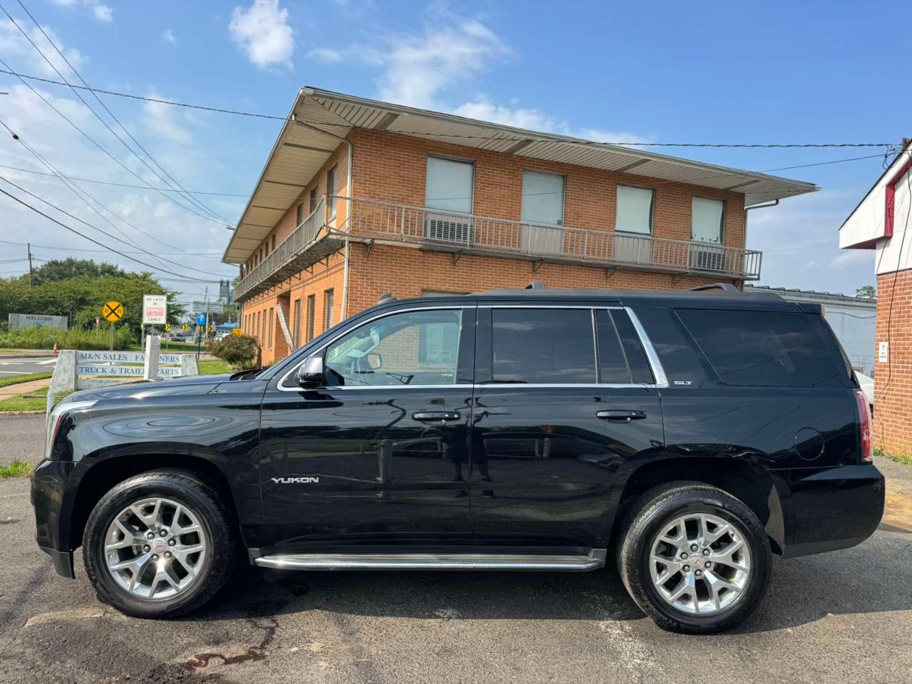 GMC Yukon 4WD 4dr SLT 2015