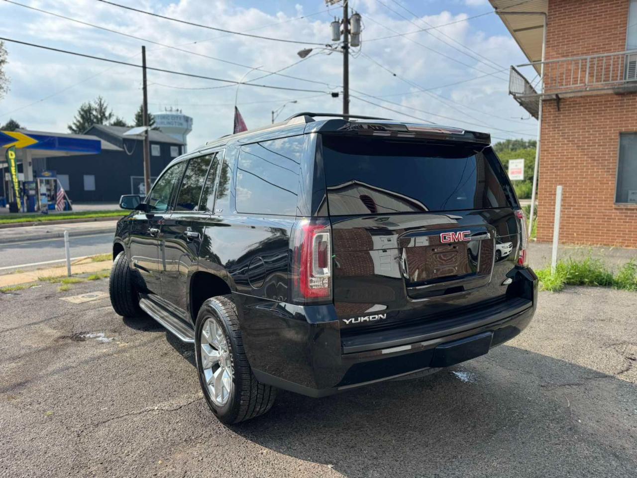 GMC Yukon 4WD 4dr SLT 2015