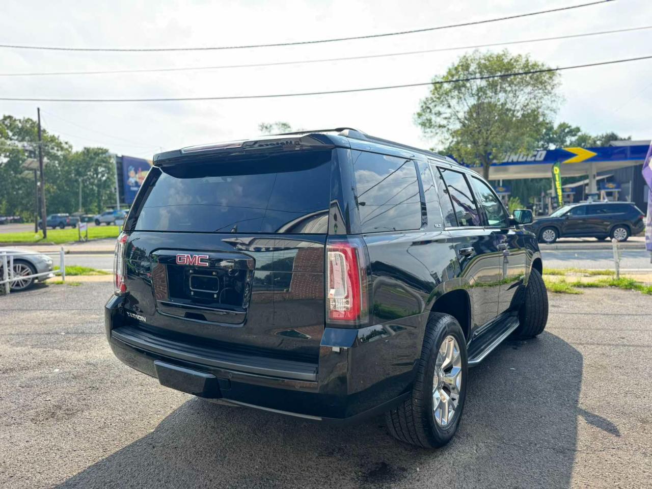 GMC Yukon 4WD 4dr SLT 2015