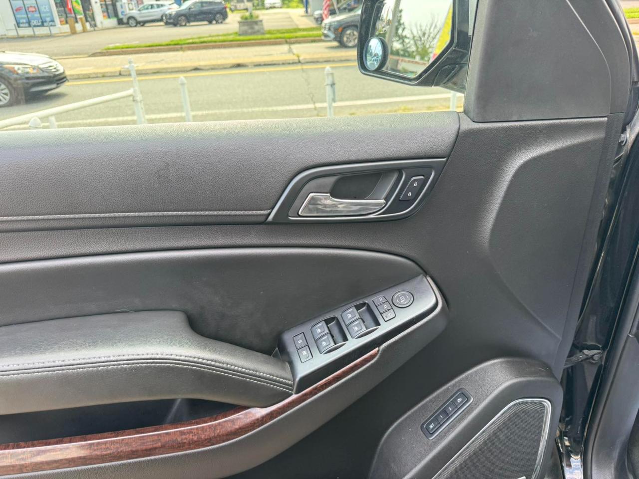 GMC Yukon 4WD 4dr SLT 2015