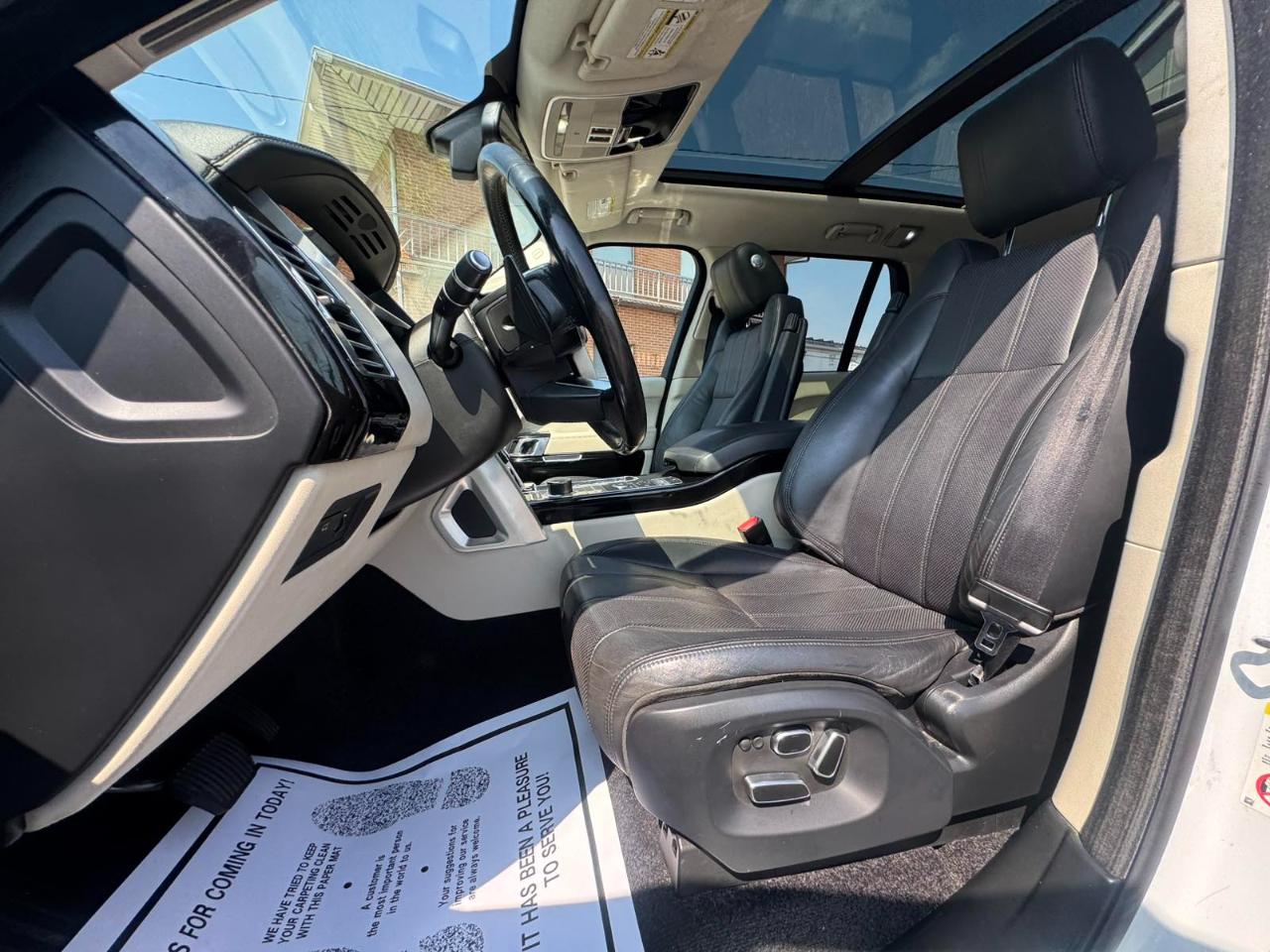 Land Rover Range Rover 4WD 4dr HSE 2013