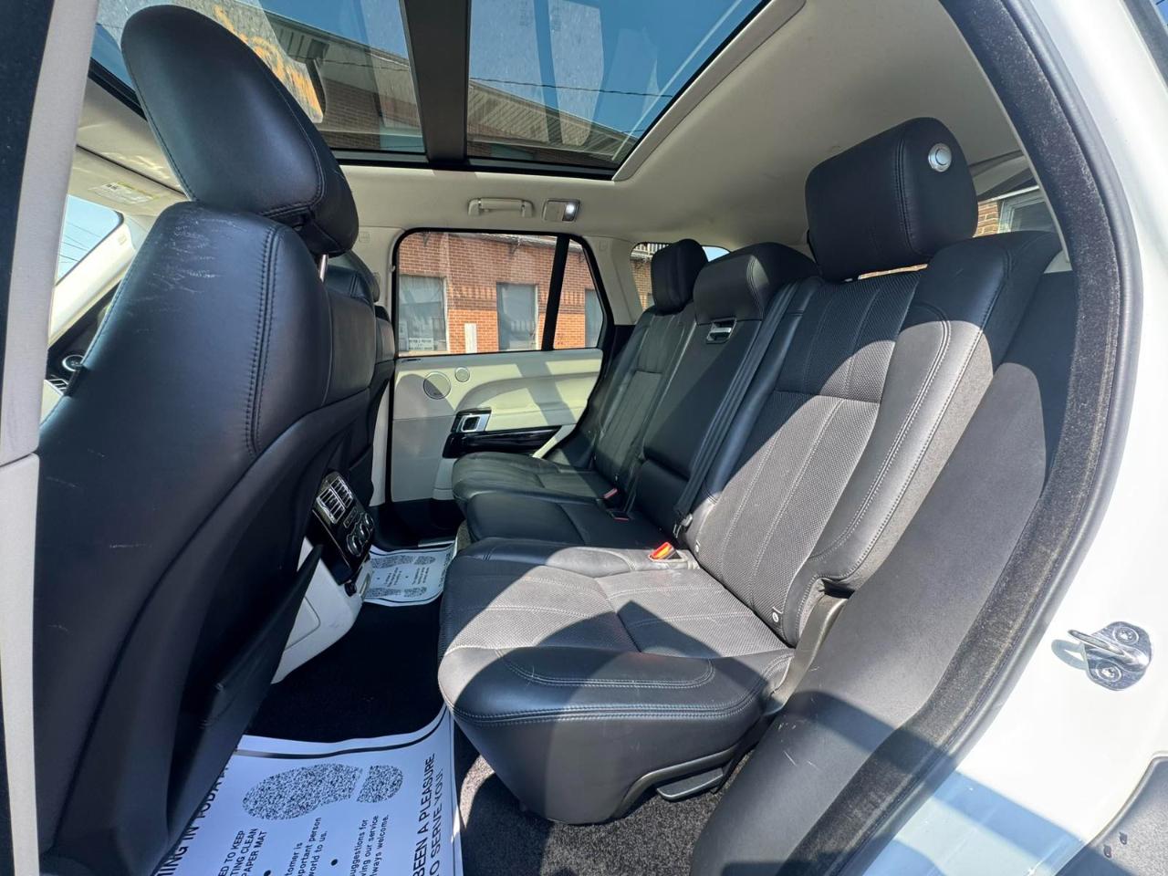 Land Rover Range Rover 4WD 4dr HSE 2013