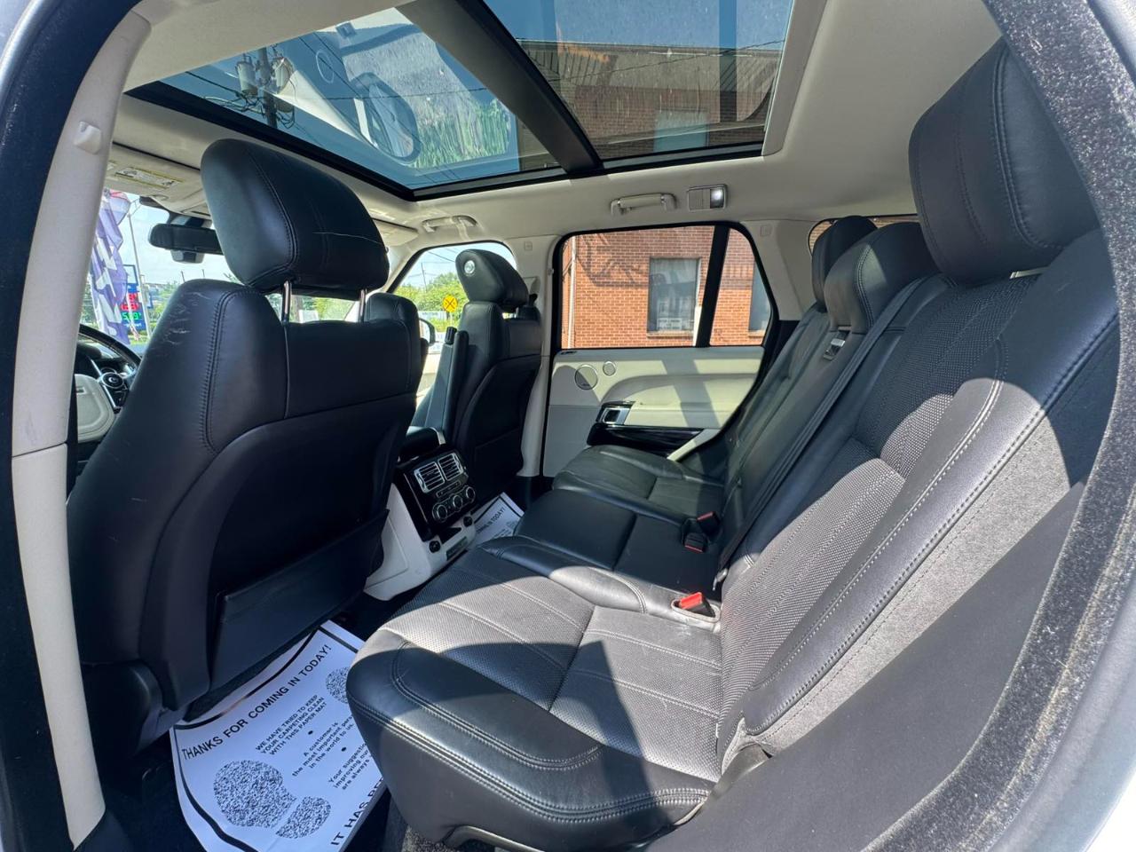 Land Rover Range Rover 4WD 4dr HSE 2013