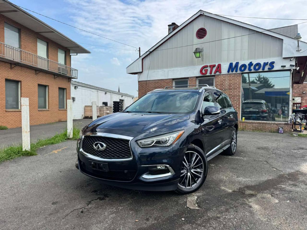 Infiniti QX60 2019.5 LUXE AWD 2019