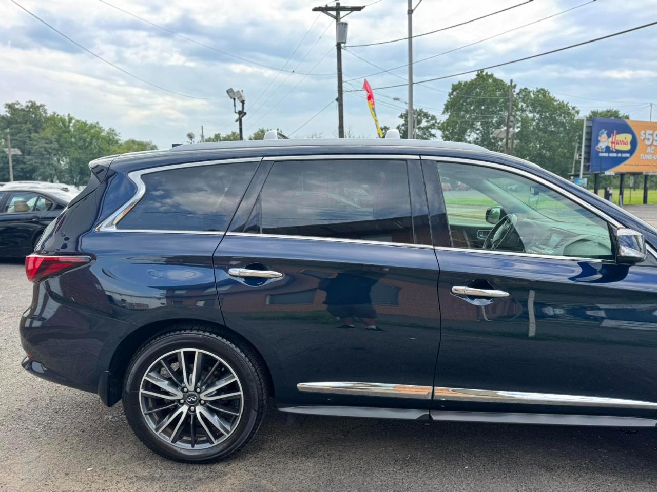 Infiniti QX60 2019.5 LUXE AWD 2019