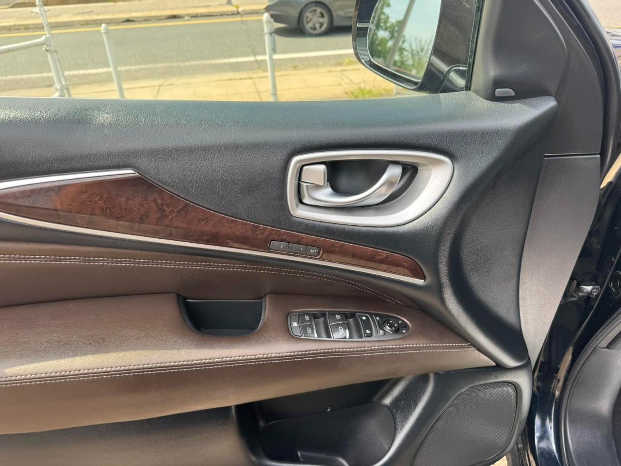 Infiniti QX60 2019.5 LUXE AWD 2019