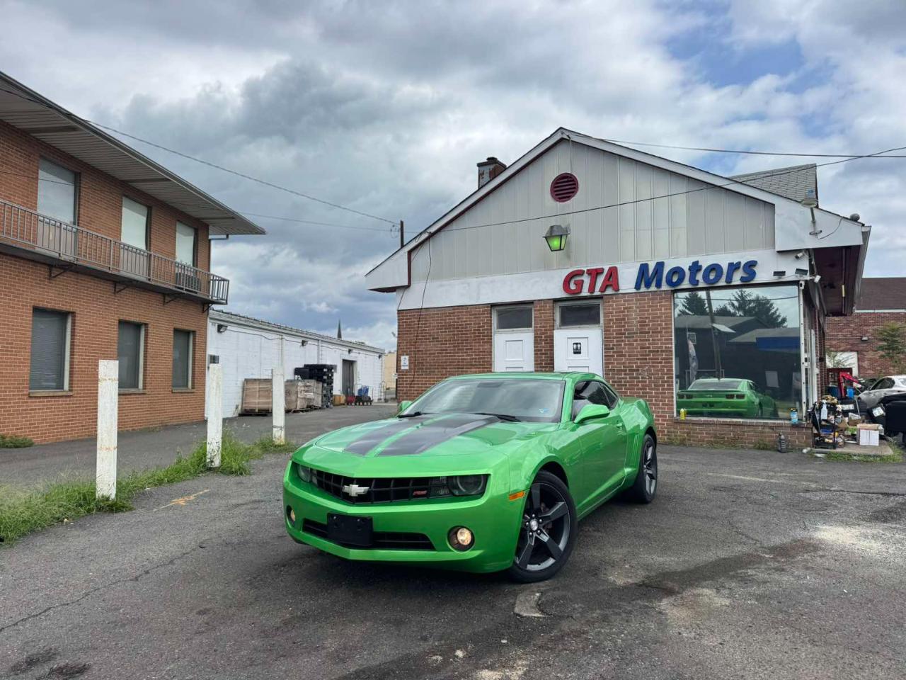 Chevrolet Camaro 2dr Cpe 1LT 2011