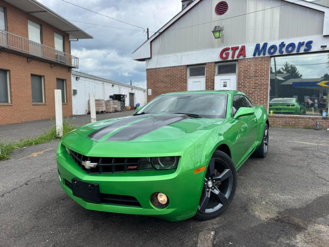 Chevrolet Camaro 2dr Cpe 1LT 2011