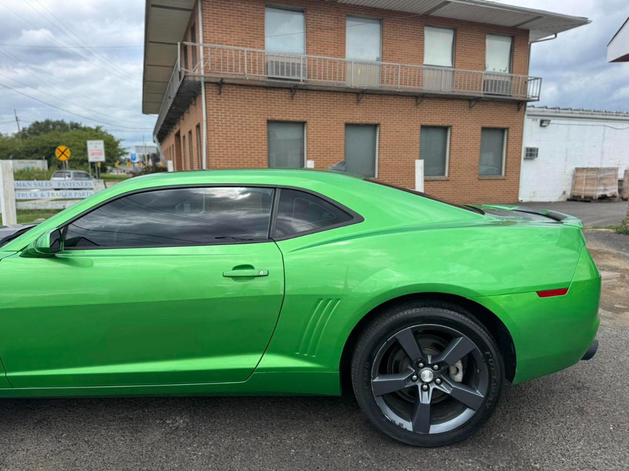 Chevrolet Camaro 2dr Cpe 1LT 2011