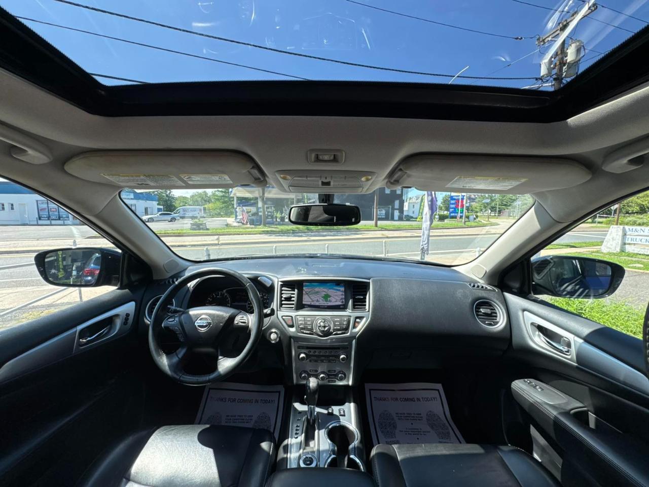 Nissan Pathfinder 4x4 SL 2017