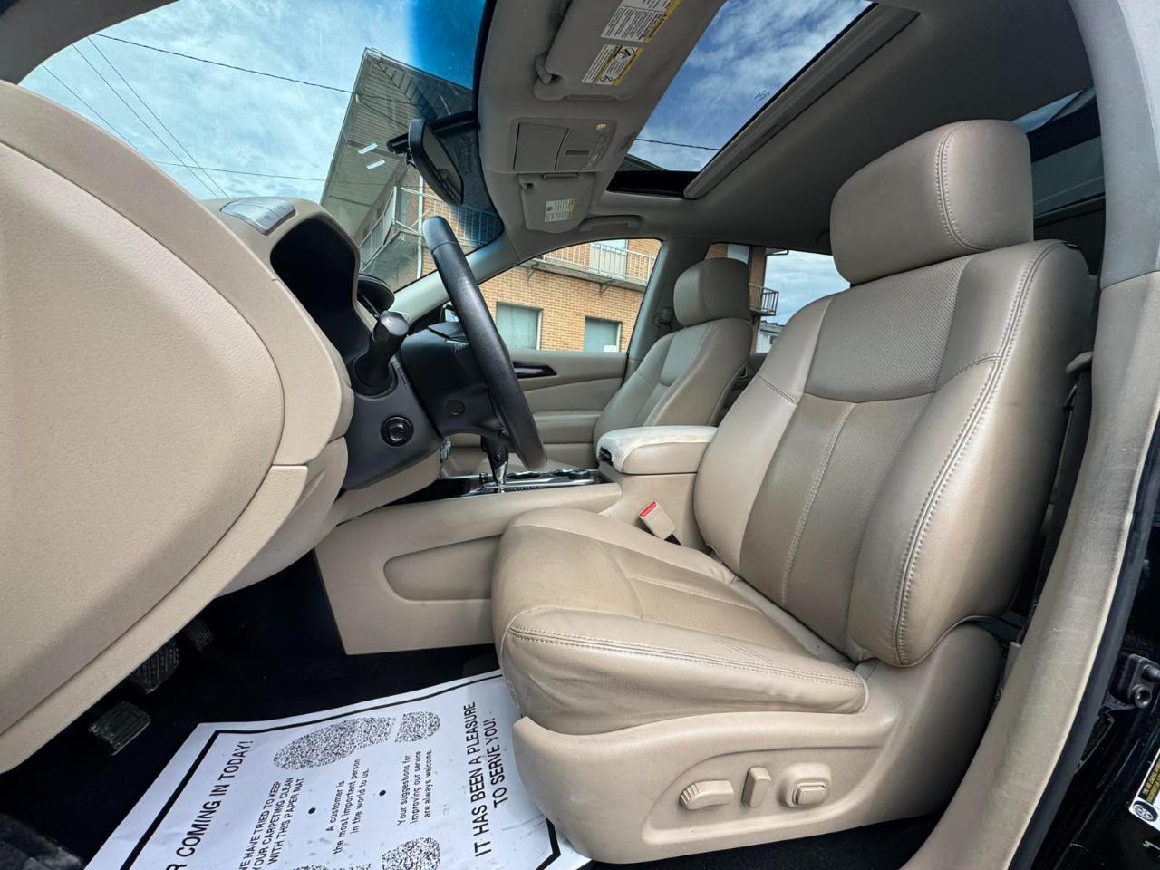 Nissan Pathfinder 4WD 4dr Platinum 2016