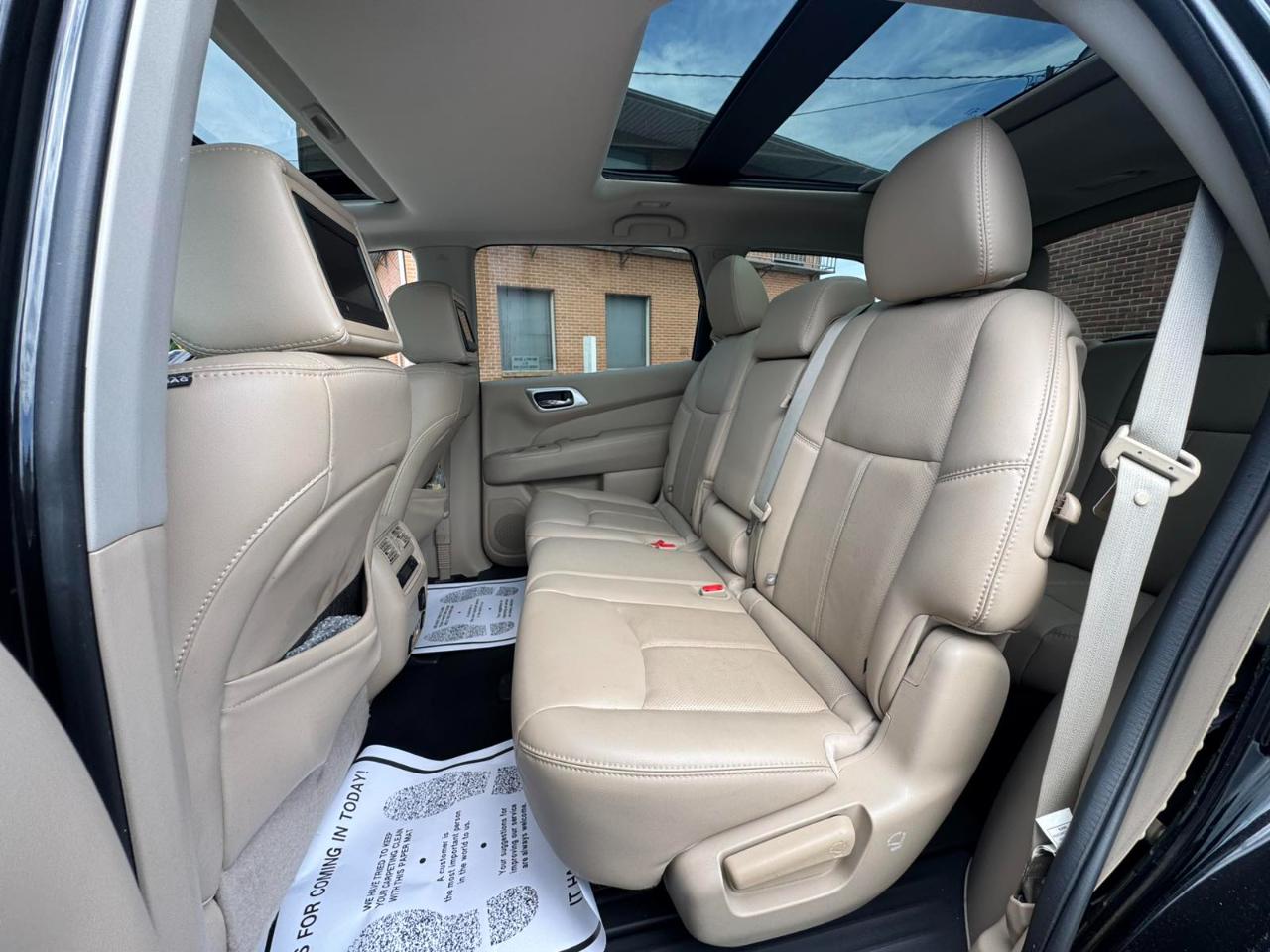 Nissan Pathfinder 4WD 4dr Platinum 2016