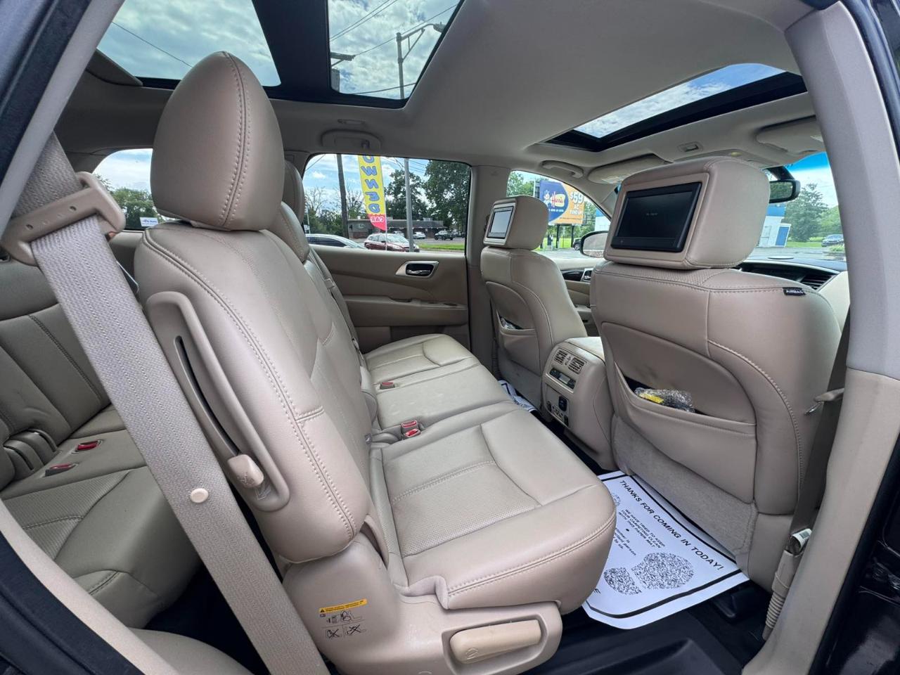 Nissan Pathfinder 4WD 4dr Platinum 2016