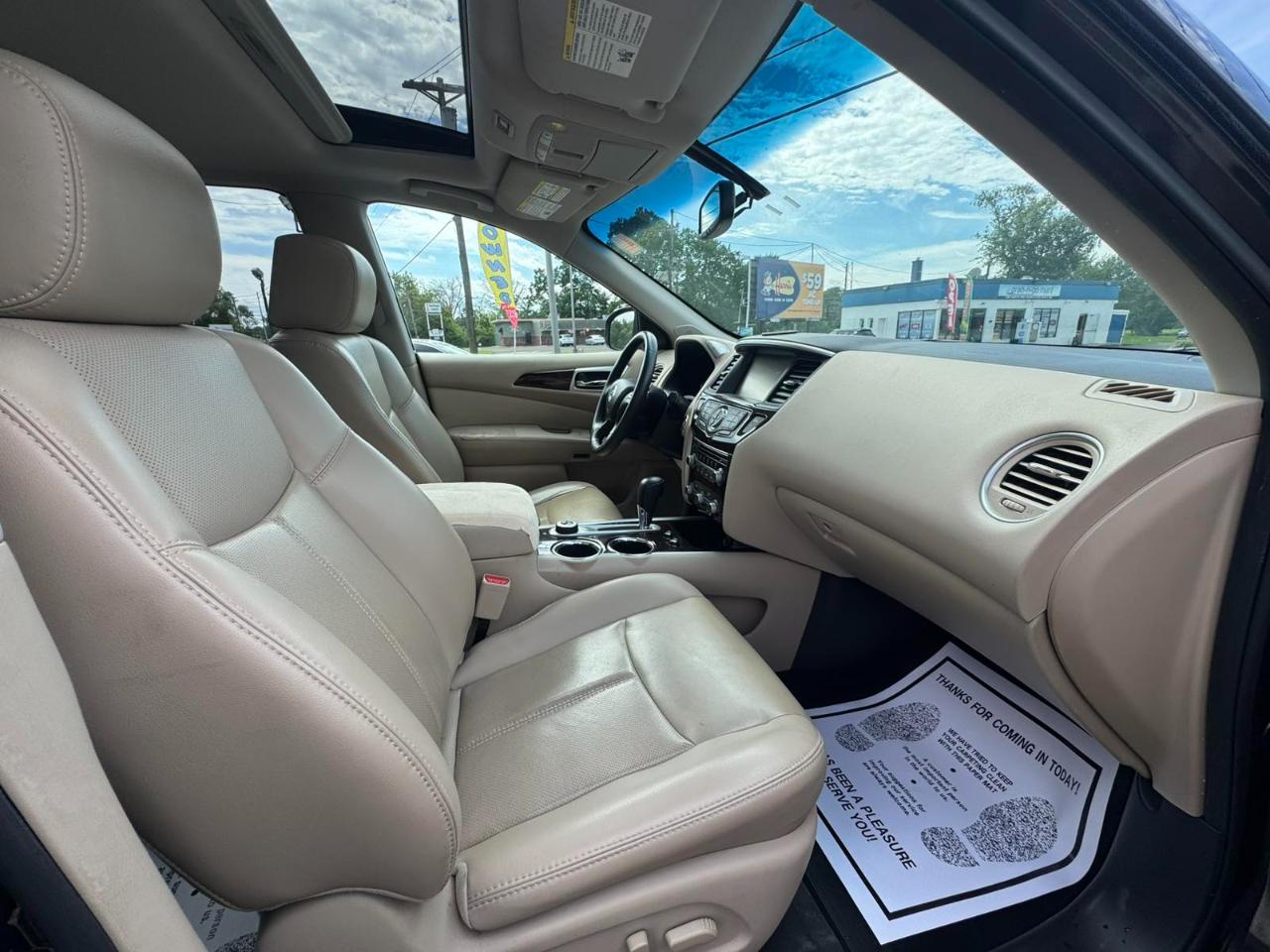 Nissan Pathfinder 4WD 4dr Platinum 2016