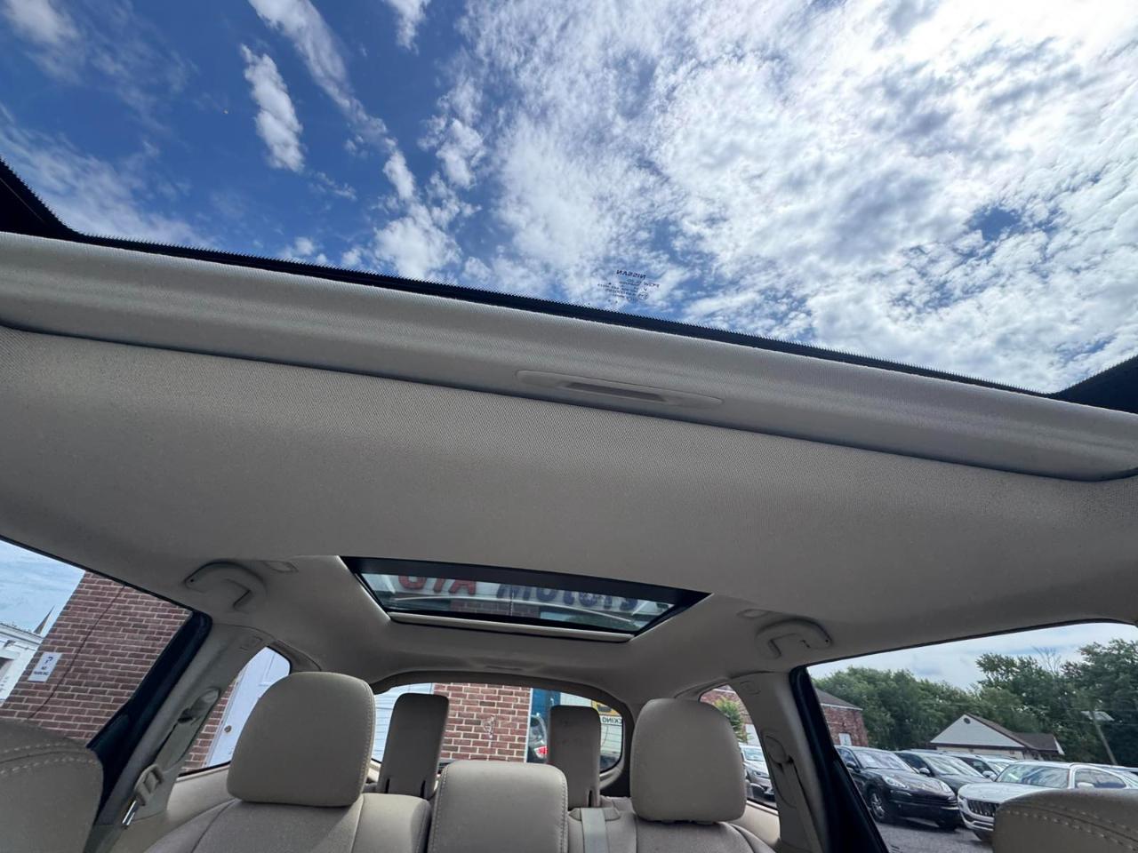 Nissan Pathfinder 4WD 4dr Platinum 2016
