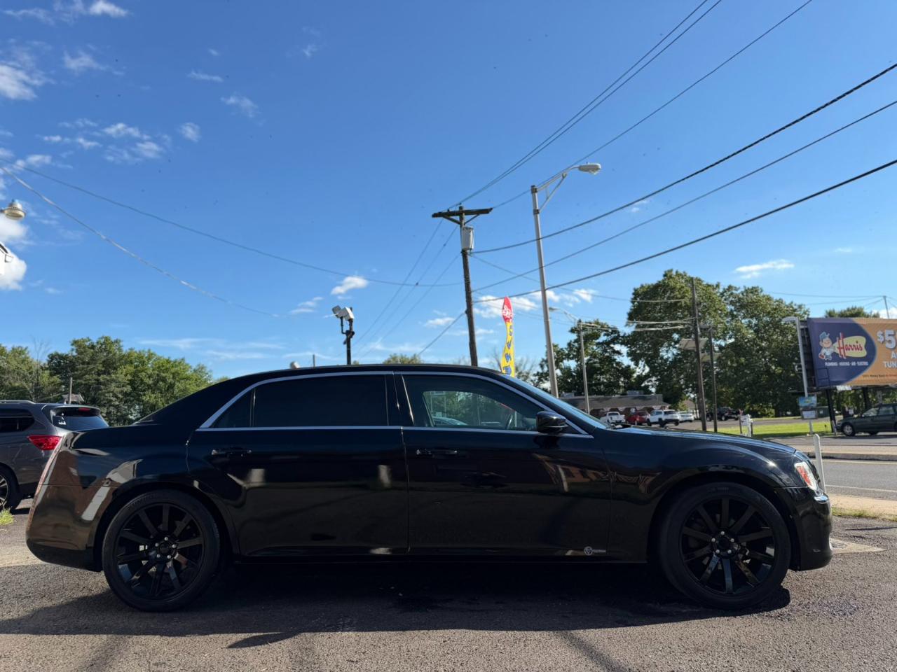 Chrysler 300 4dr Sdn RWD 2014