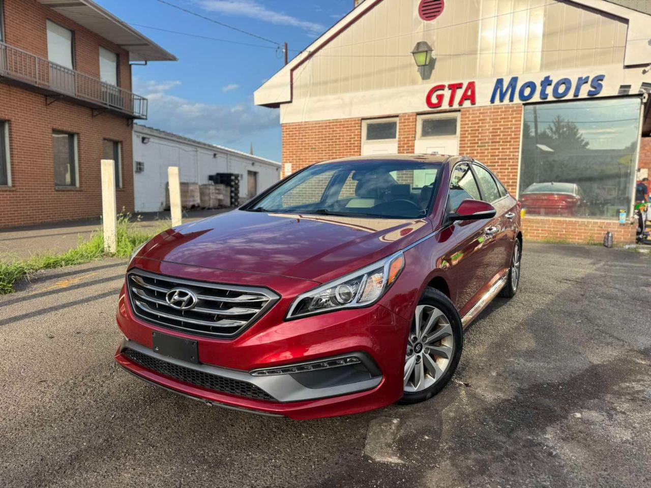 Hyundai Sonata 4dr Sdn 2.4L Sport PZEV 2016