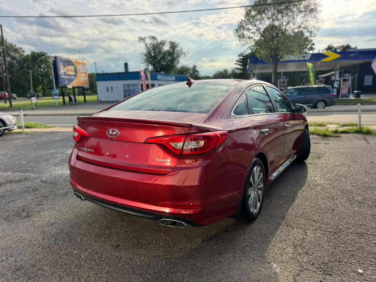 Hyundai Sonata 4dr Sdn 2.4L Sport PZEV 2016