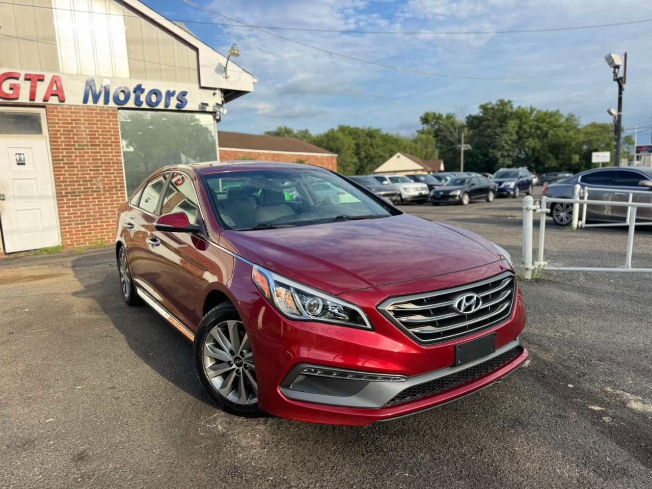 Hyundai Sonata 4dr Sdn 2.4L Sport PZEV 2016
