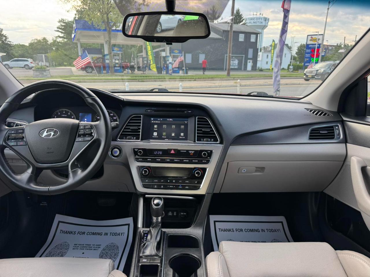 Hyundai Sonata 4dr Sdn 2.4L Sport PZEV 2016