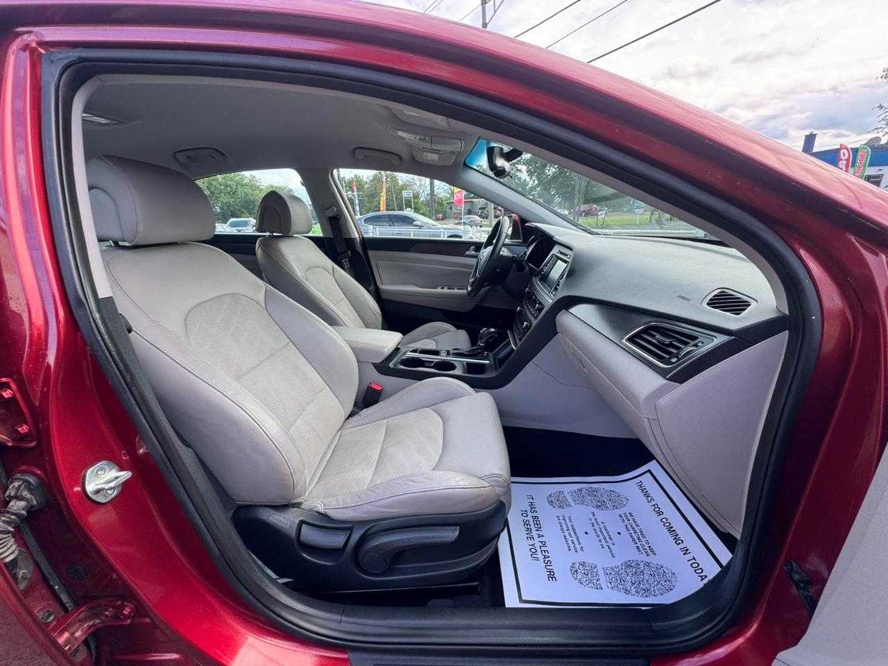 Hyundai Sonata 4dr Sdn 2.4L Sport PZEV 2016