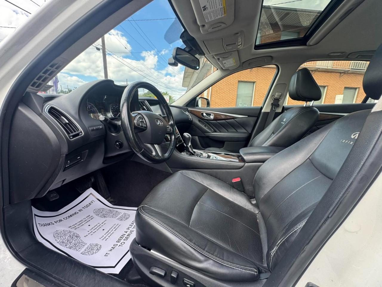 Infiniti Q50 4dr Sdn Hybrid Premium AWD 2014