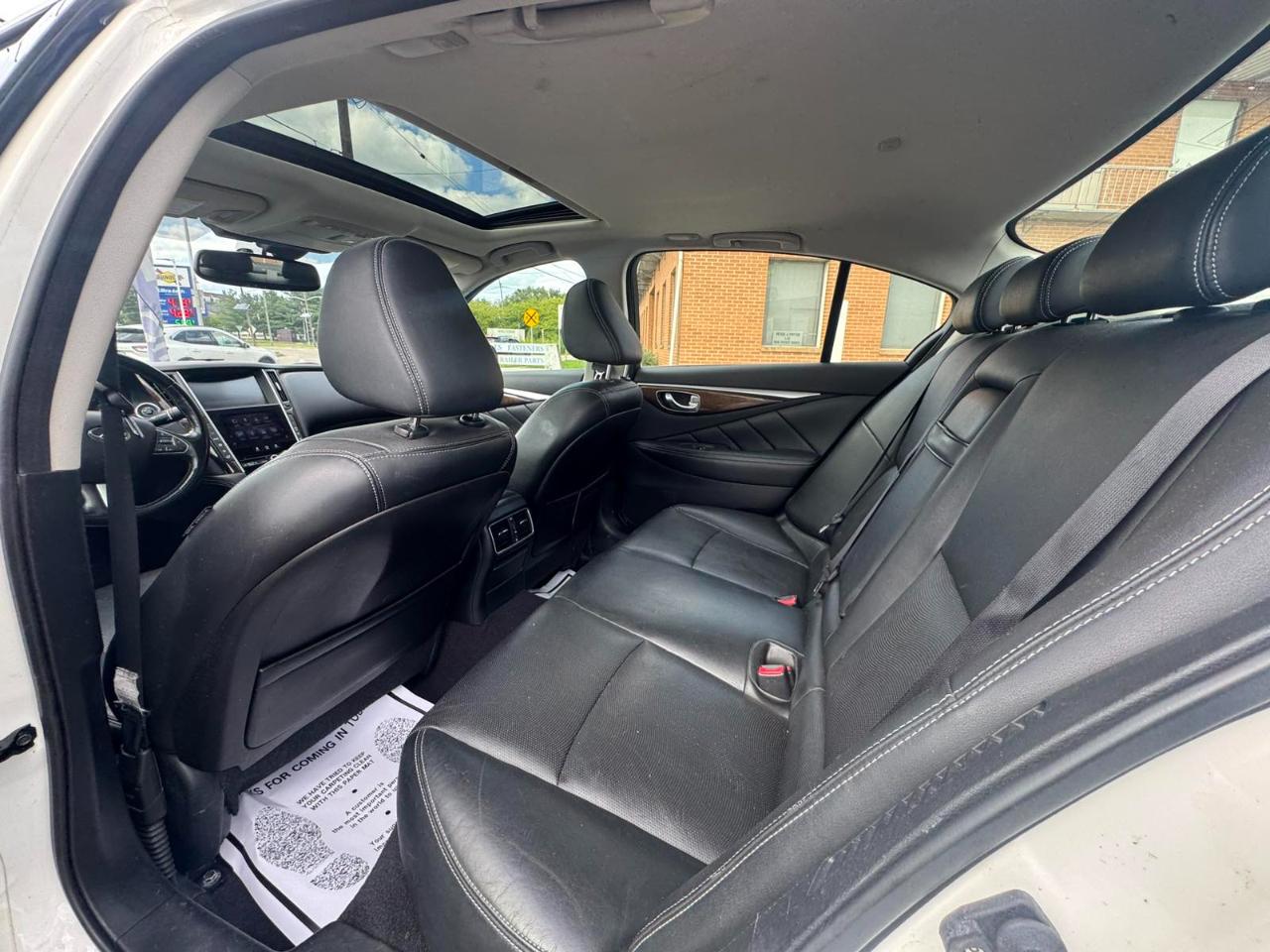 Infiniti Q50 4dr Sdn Hybrid Premium AWD 2014
