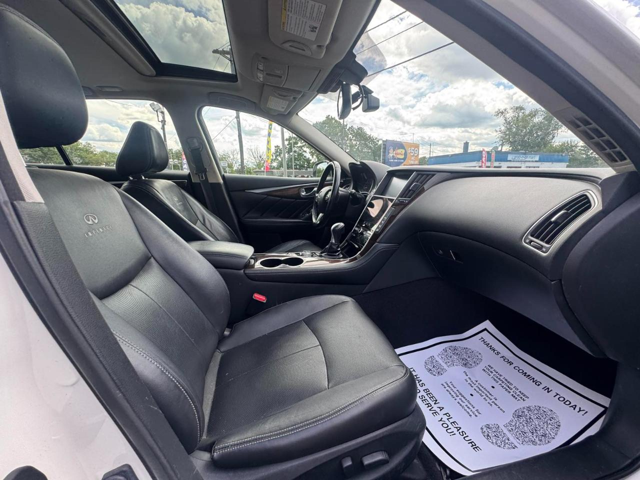 Infiniti Q50 4dr Sdn Hybrid Premium AWD 2014