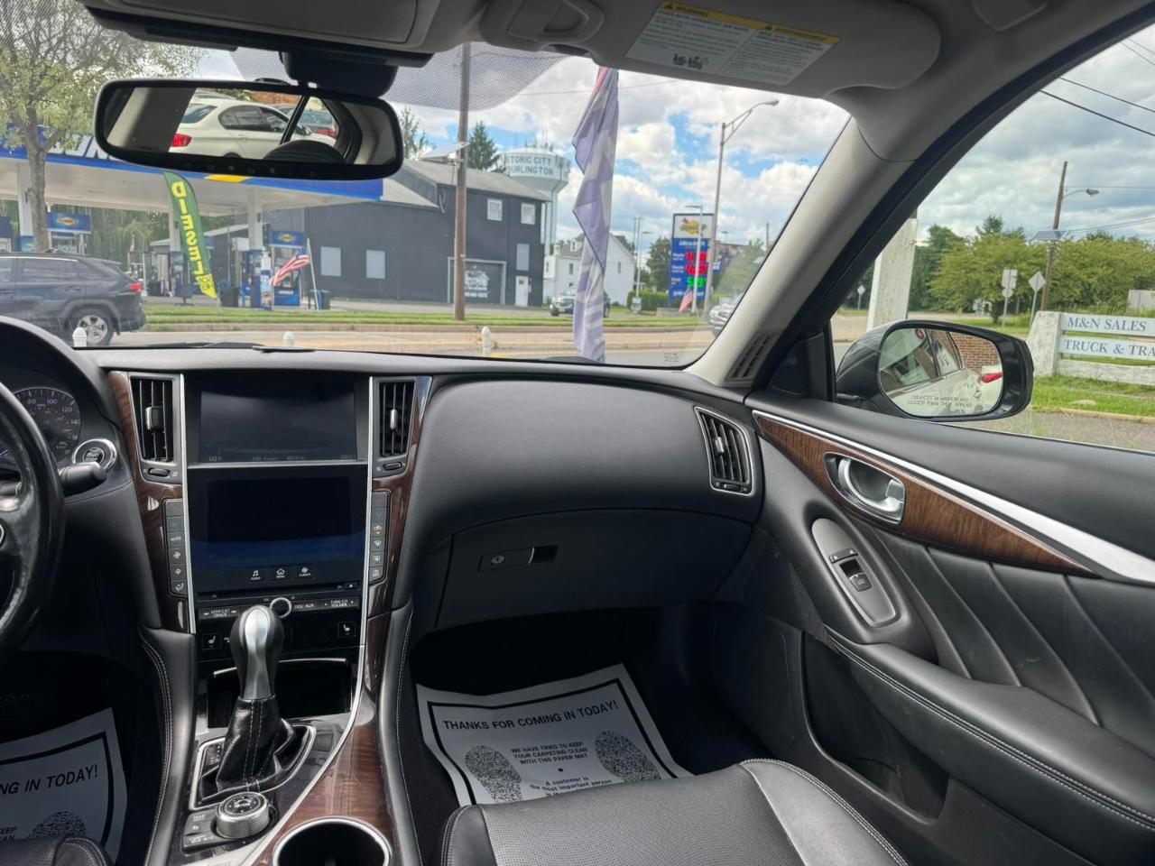 Infiniti Q50 4dr Sdn Hybrid Premium AWD 2014