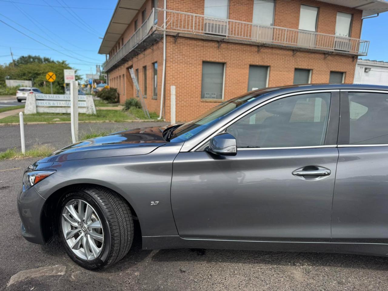 Infiniti Q50 4dr Sdn AWD 2015