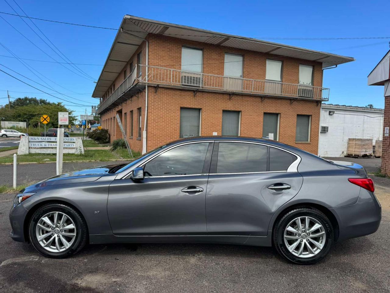 Infiniti Q50 4dr Sdn AWD 2015