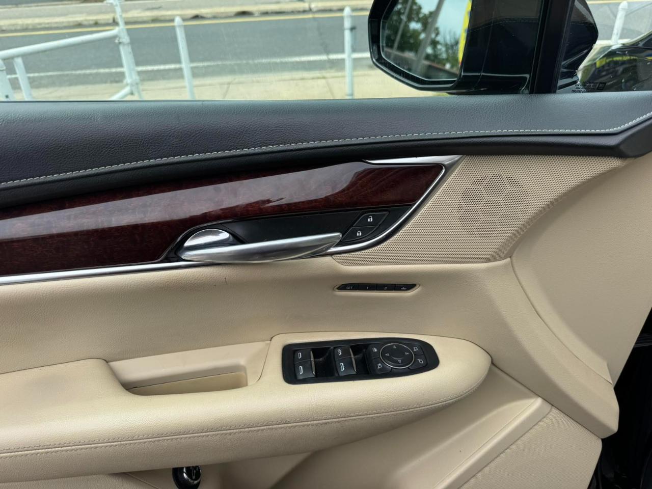 Cadillac XT5 FWD 4dr Luxury 2017