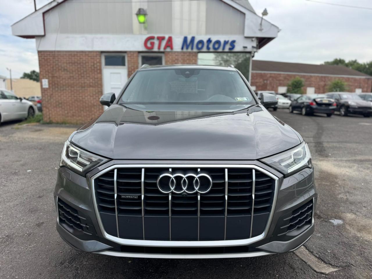 Audi Q7 Premium 55 TFSI quattro 2021