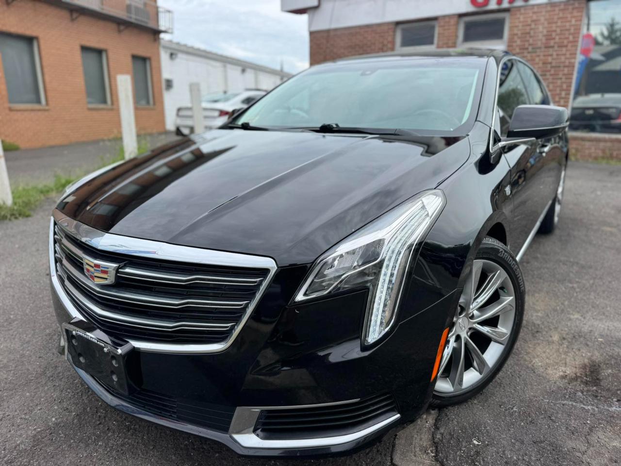 Cadillac XTS 4dr Sdn FWD 2019