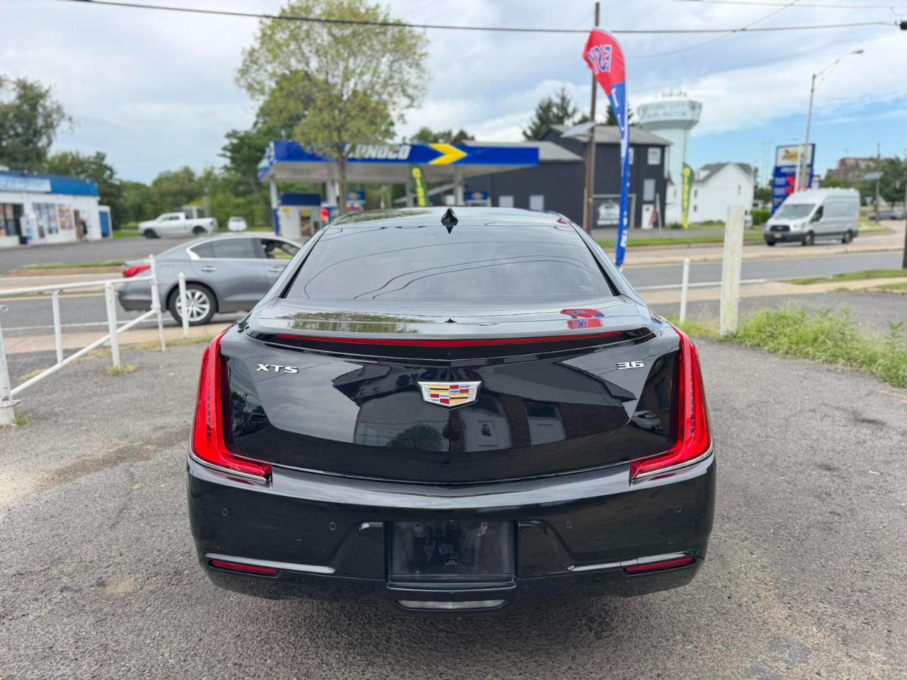 Cadillac XTS 4dr Sdn FWD 2019