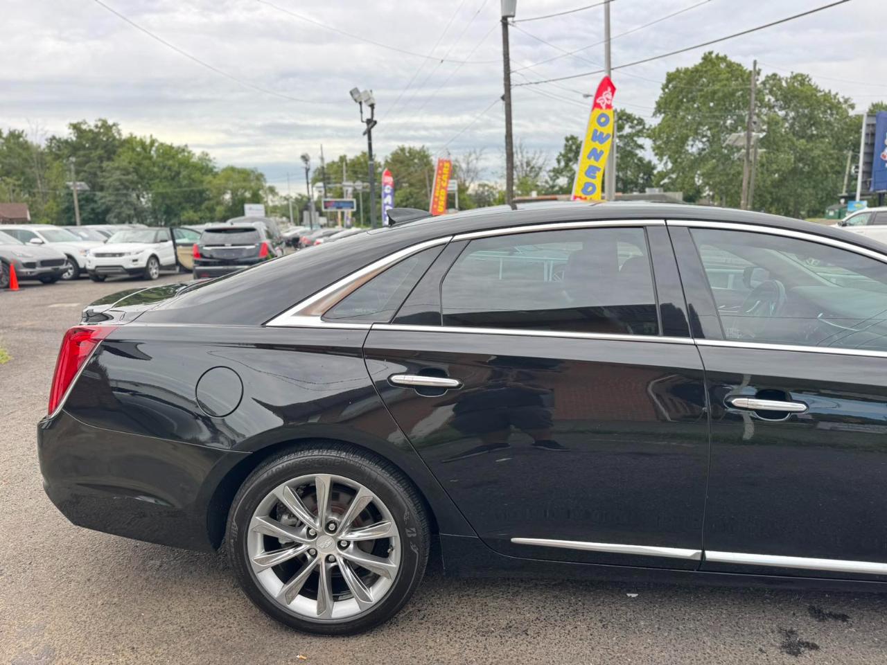 Cadillac XTS 4dr Sdn FWD 2019