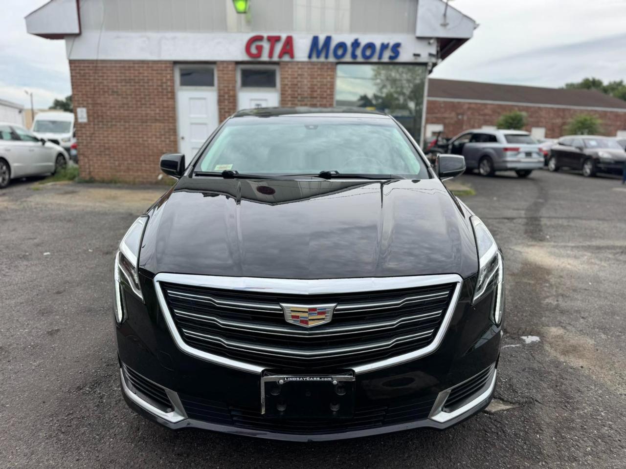 Cadillac XTS 4dr Sdn FWD 2019