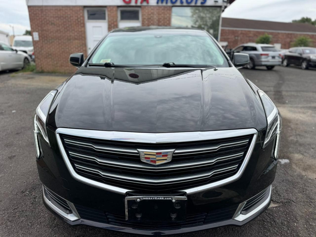 Cadillac XTS 4dr Sdn FWD 2019