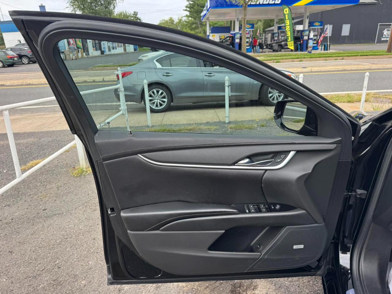 Cadillac XTS 4dr Sdn FWD 2019