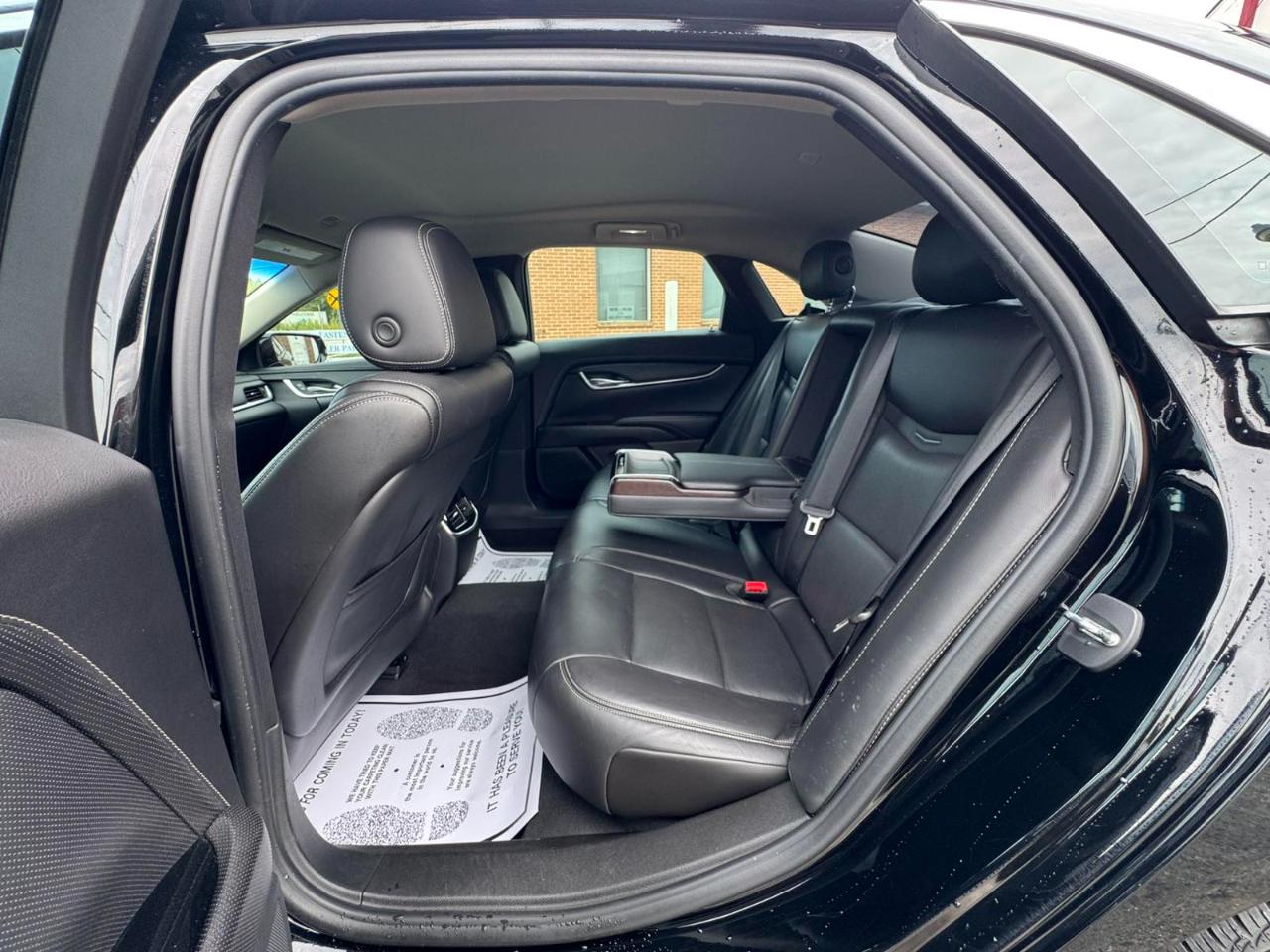 Cadillac XTS 4dr Sdn FWD 2019