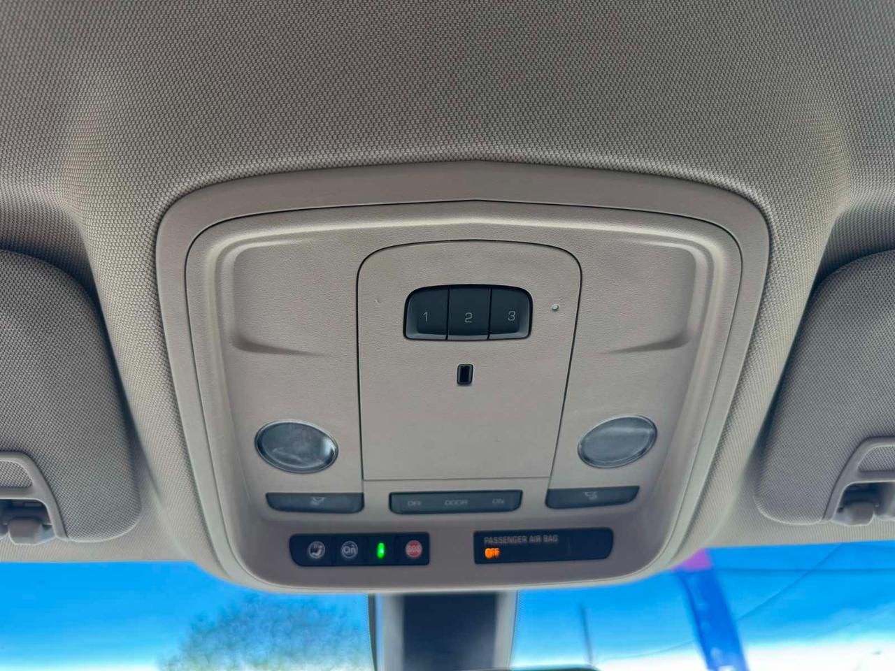 Cadillac XTS 4dr Sdn FWD 2019