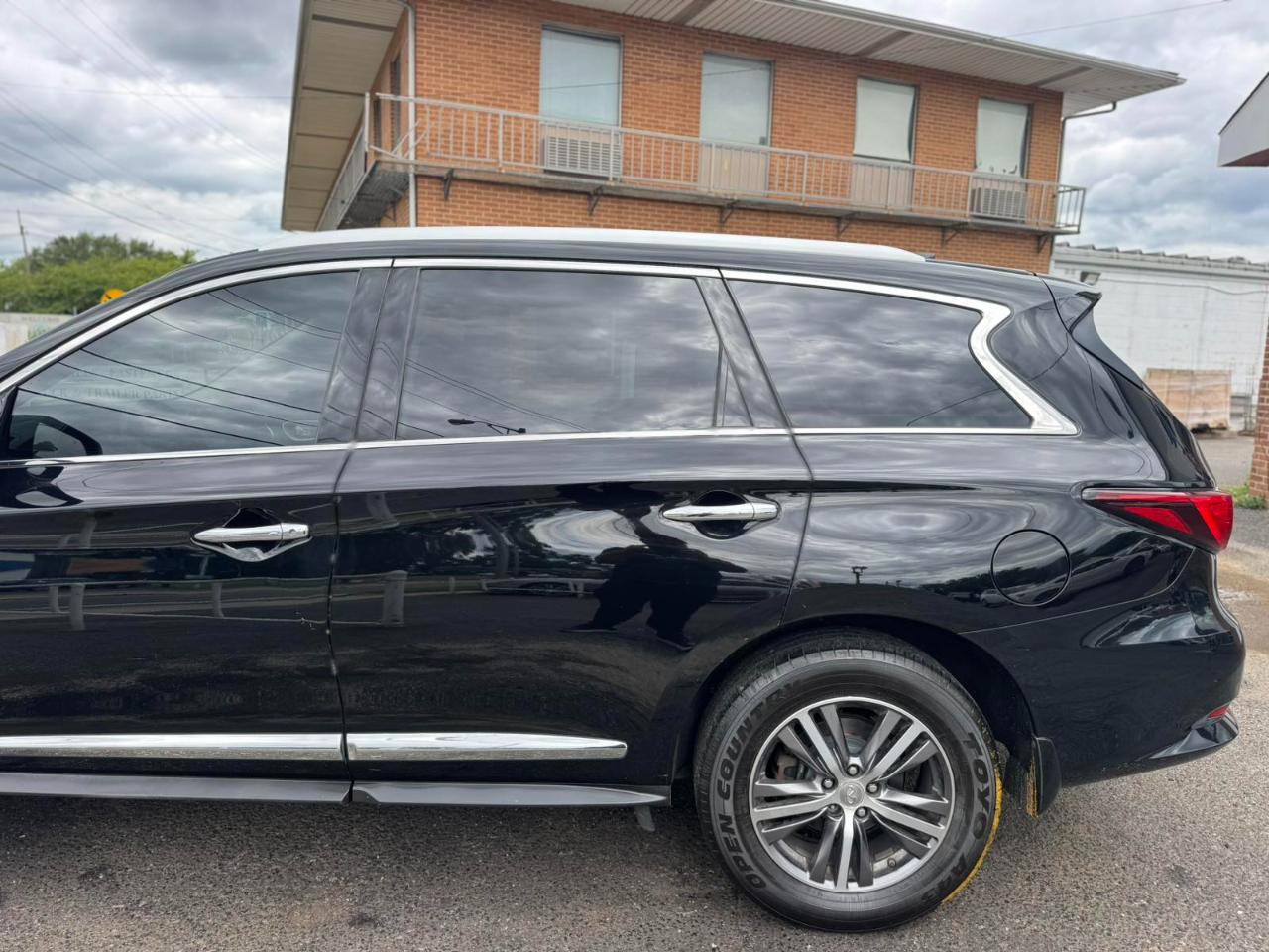 Infiniti QX60 AWD 2017
