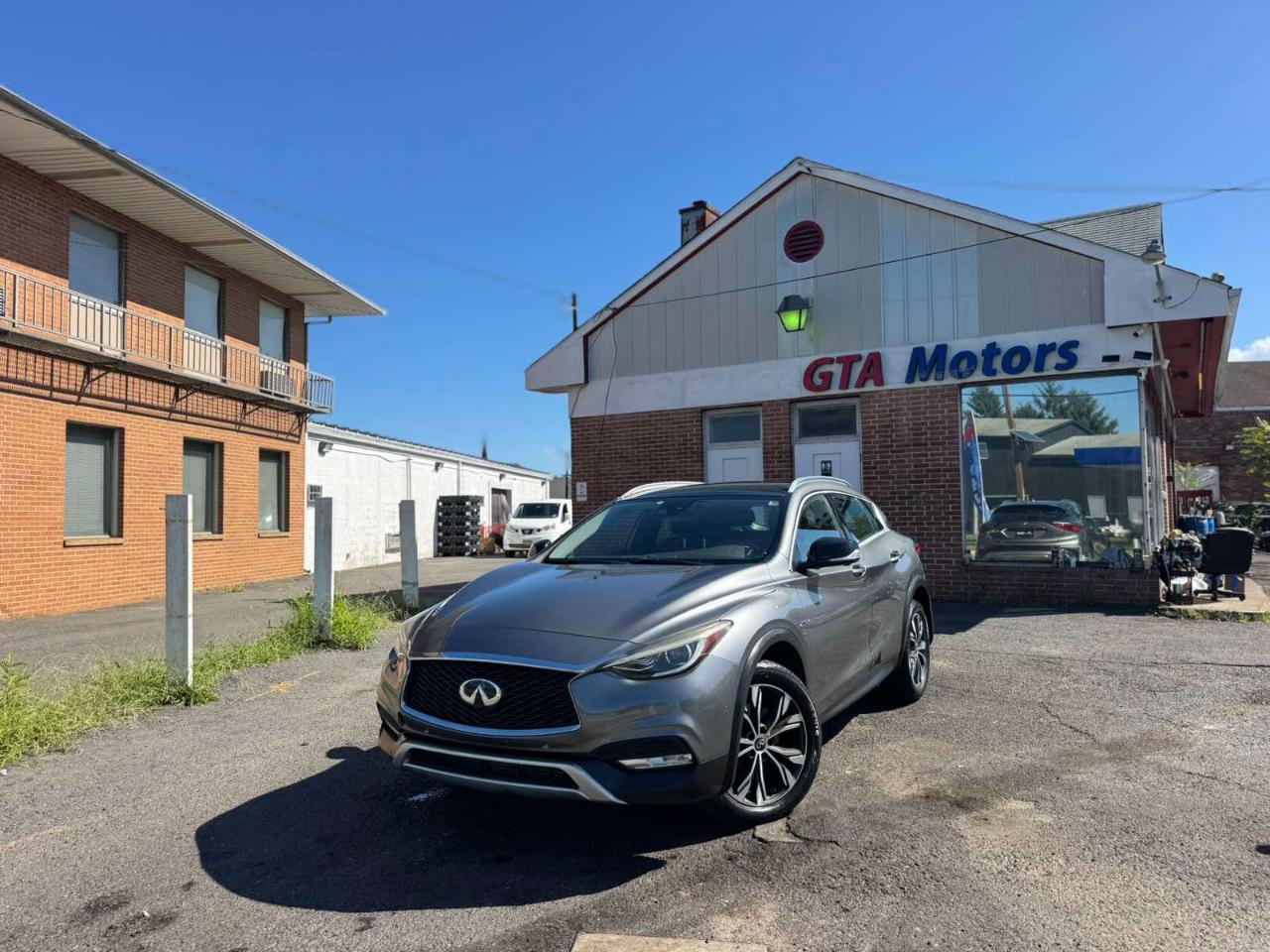 Infiniti QX30 2018.5 ESSENTIAL AWD 2018