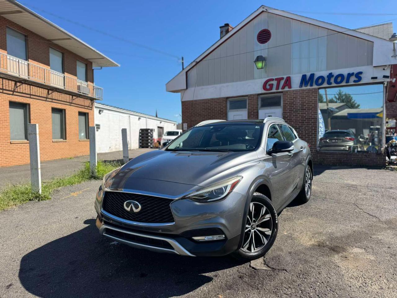 Infiniti QX30 2018.5 ESSENTIAL AWD 2018