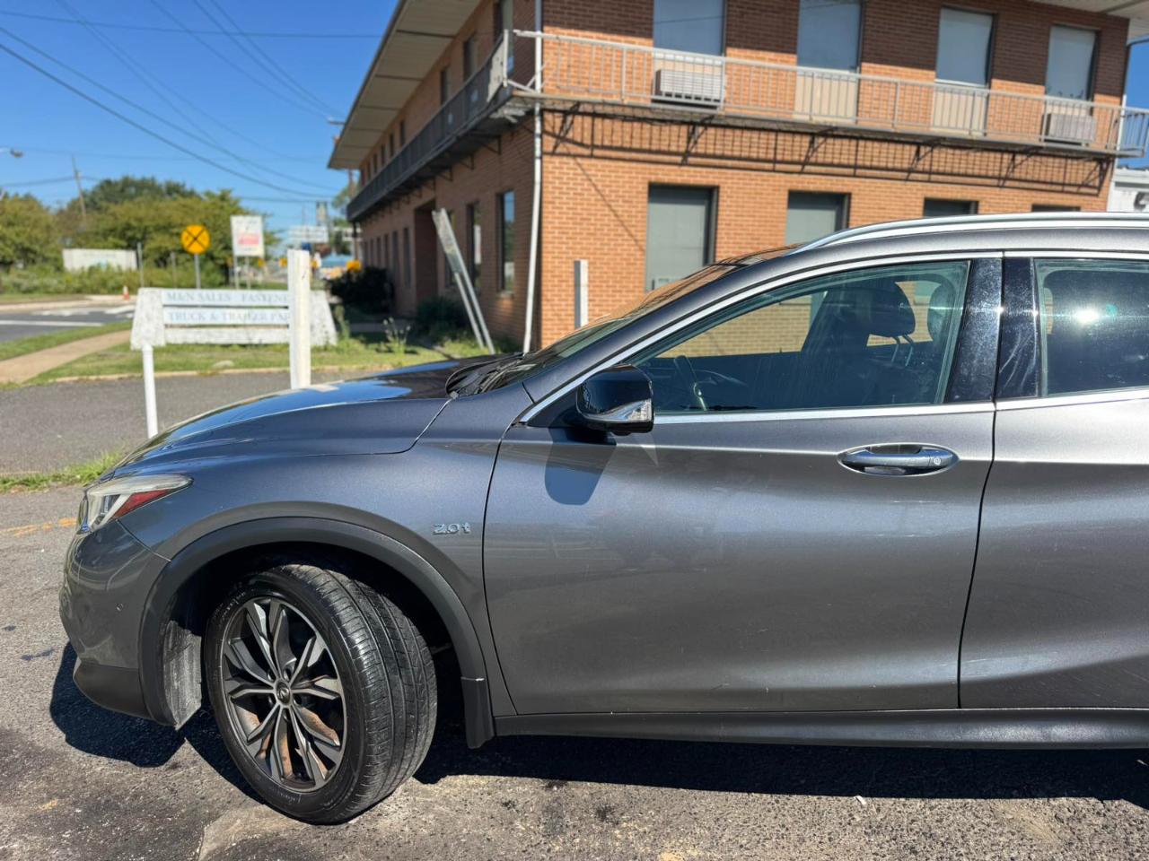 Infiniti QX30 2018.5 ESSENTIAL AWD 2018