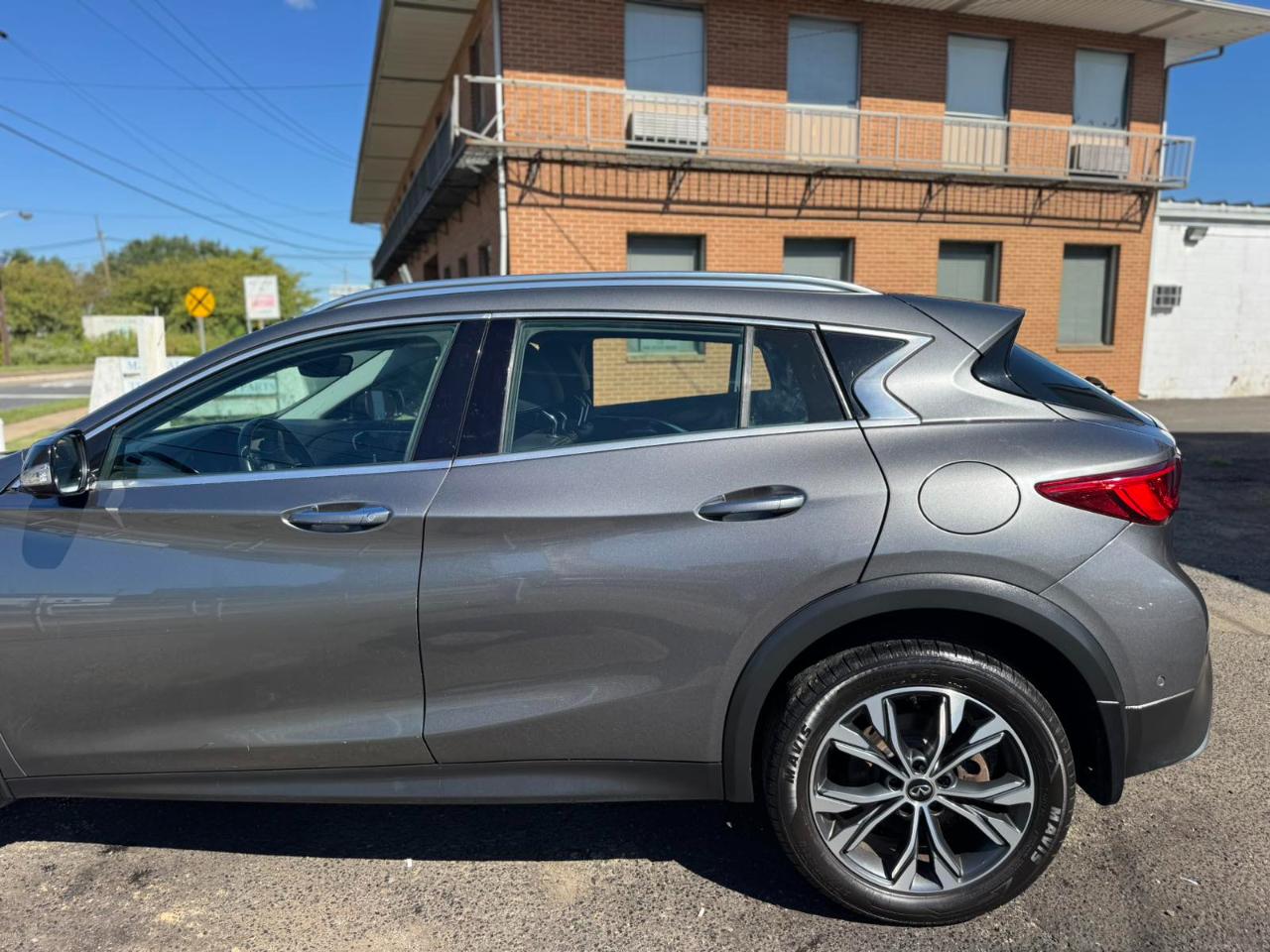 Infiniti QX30 2018.5 ESSENTIAL AWD 2018