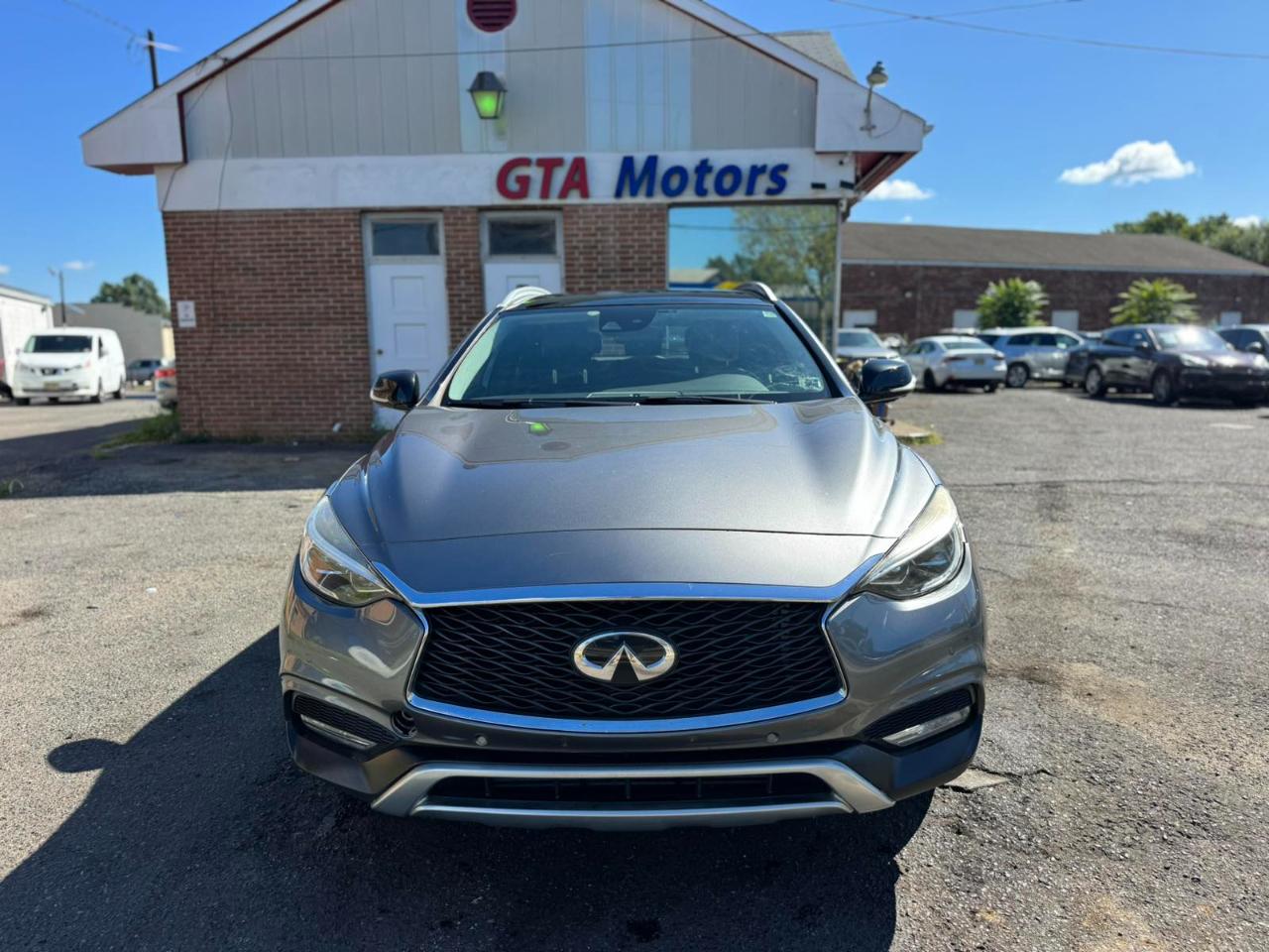 Infiniti QX30 2018.5 ESSENTIAL AWD 2018